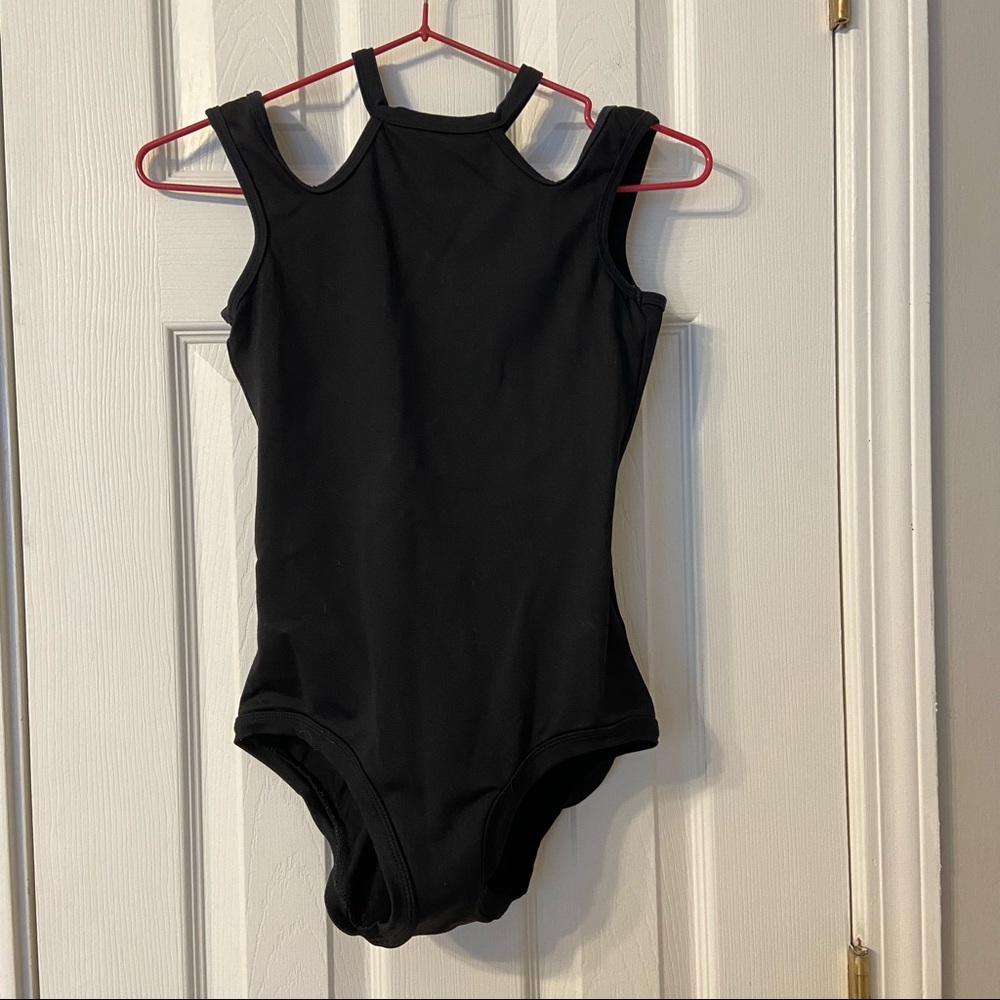 5 Dancewear leotard